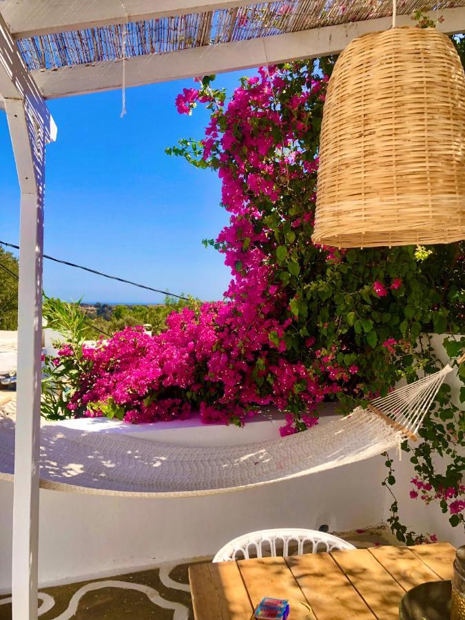 The Summer Pink House Lakhania Exteriér fotografie