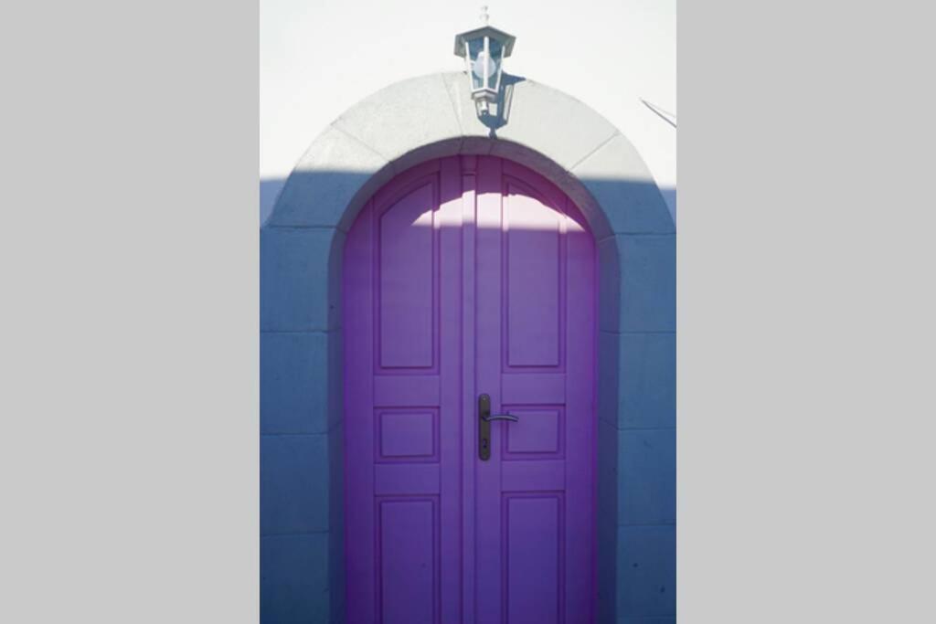 The Summer Pink House Lakhania Exteriér fotografie