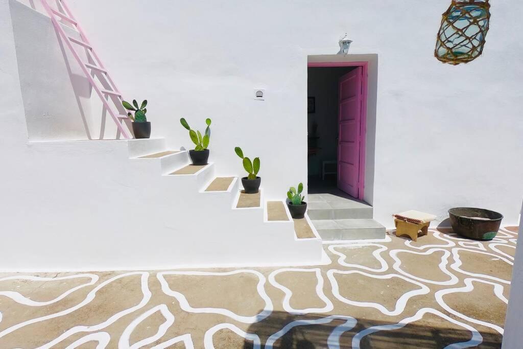 The Summer Pink House Lakhania Exteriér fotografie