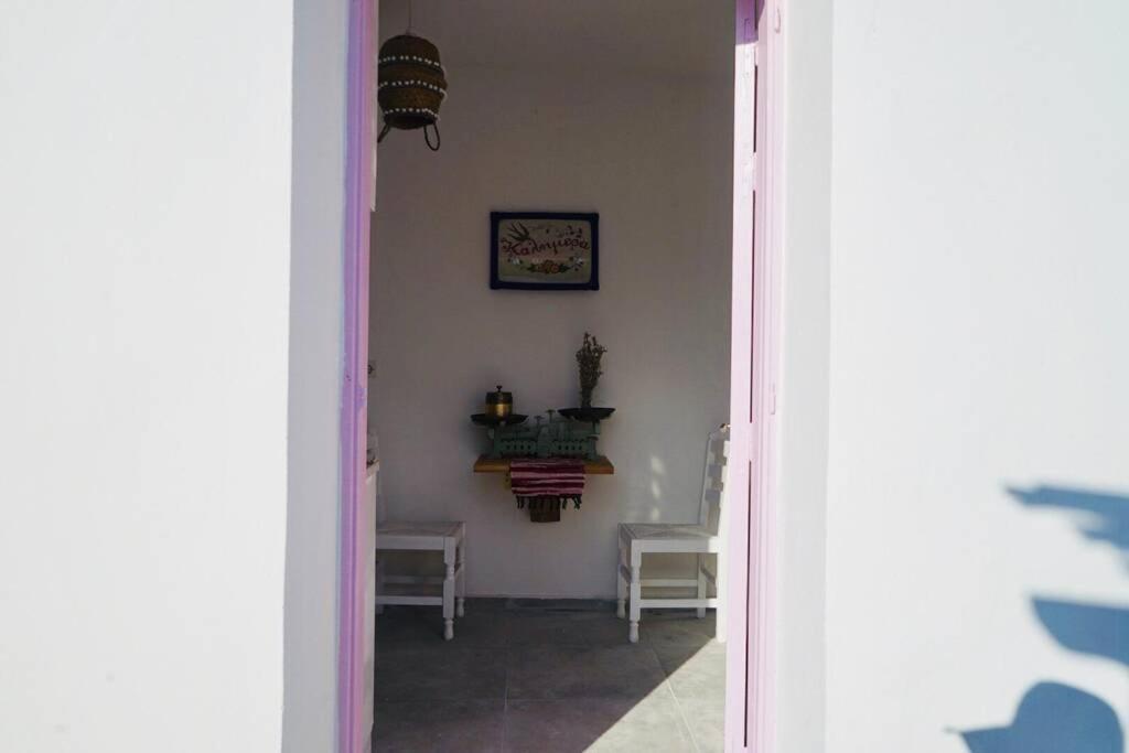 The Summer Pink House Lakhania Exteriér fotografie